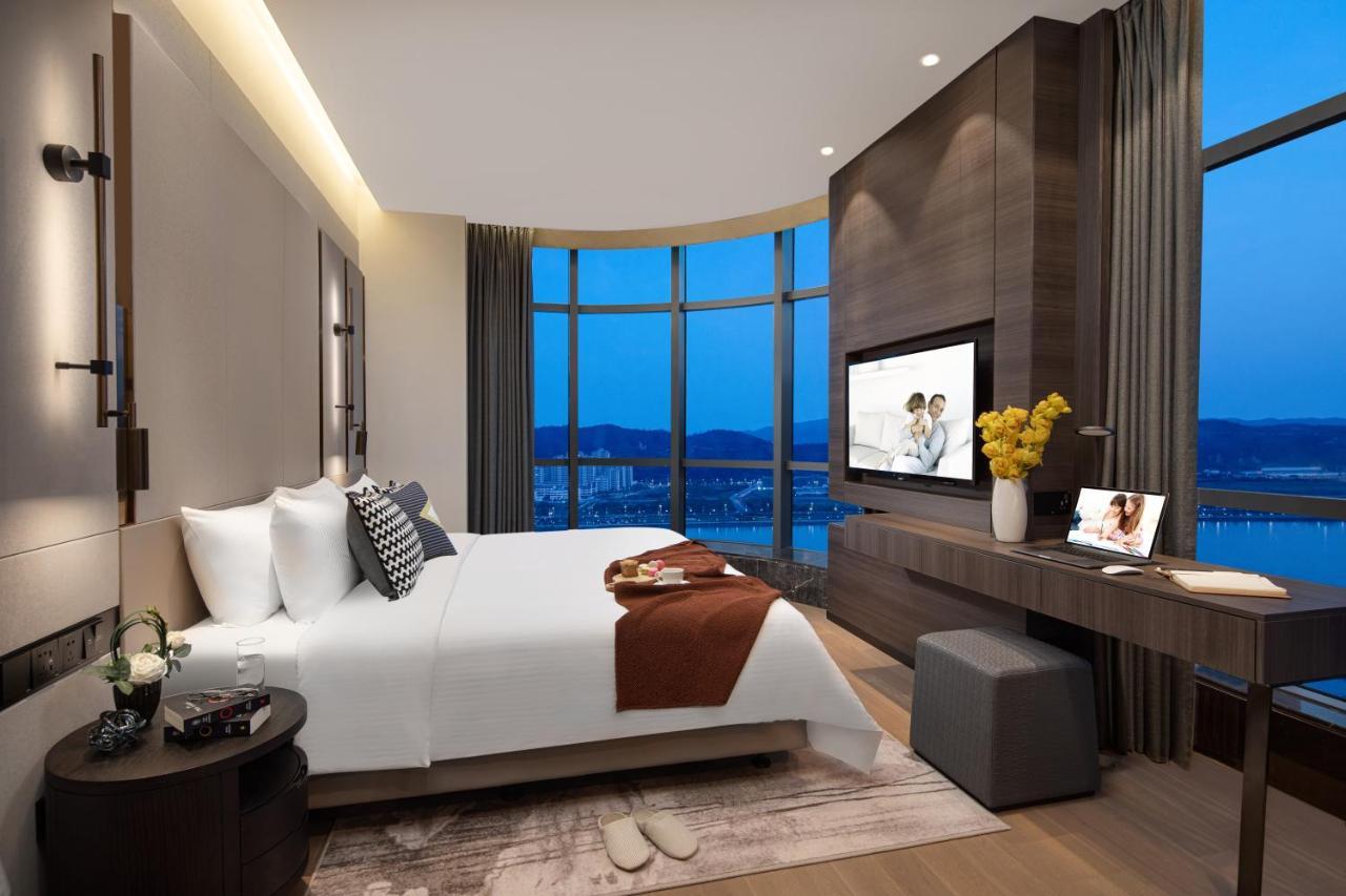 Rezen Hotel Zhuhai Hengqin Border And Exhibition Center Branch Екстериор снимка